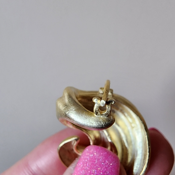 YUHAN WANG Gold Hair Earrings - Picture 4 of 8